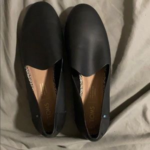 Toms black flats
